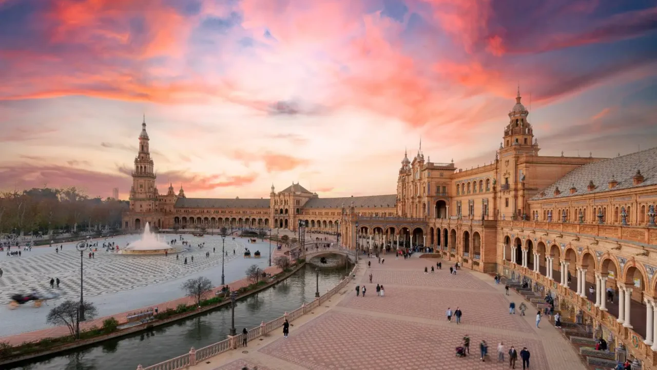 Sevilla, el destino imprescindible para un fin de semana inolvidable
